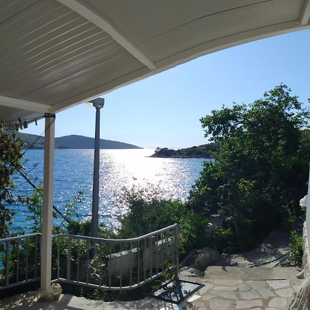 Direkt Na Moru - Bungalov Apartman Šibenik Kültér fotó