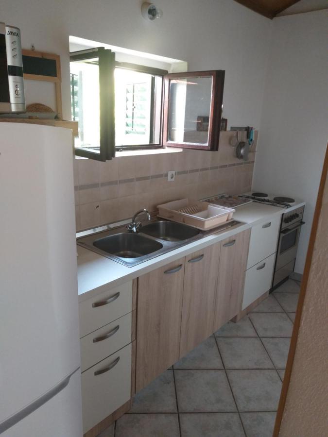 Direkt Na Moru - Bungalov Apartman Šibenik Kültér fotó
