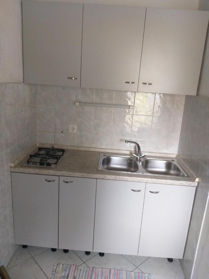 Direkt Na Moru - Bungalov Apartman Šibenik Kültér fotó