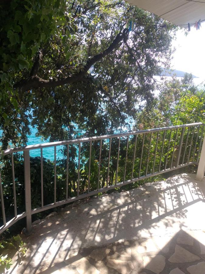 Direkt Na Moru - Bungalov Apartman Šibenik Kültér fotó